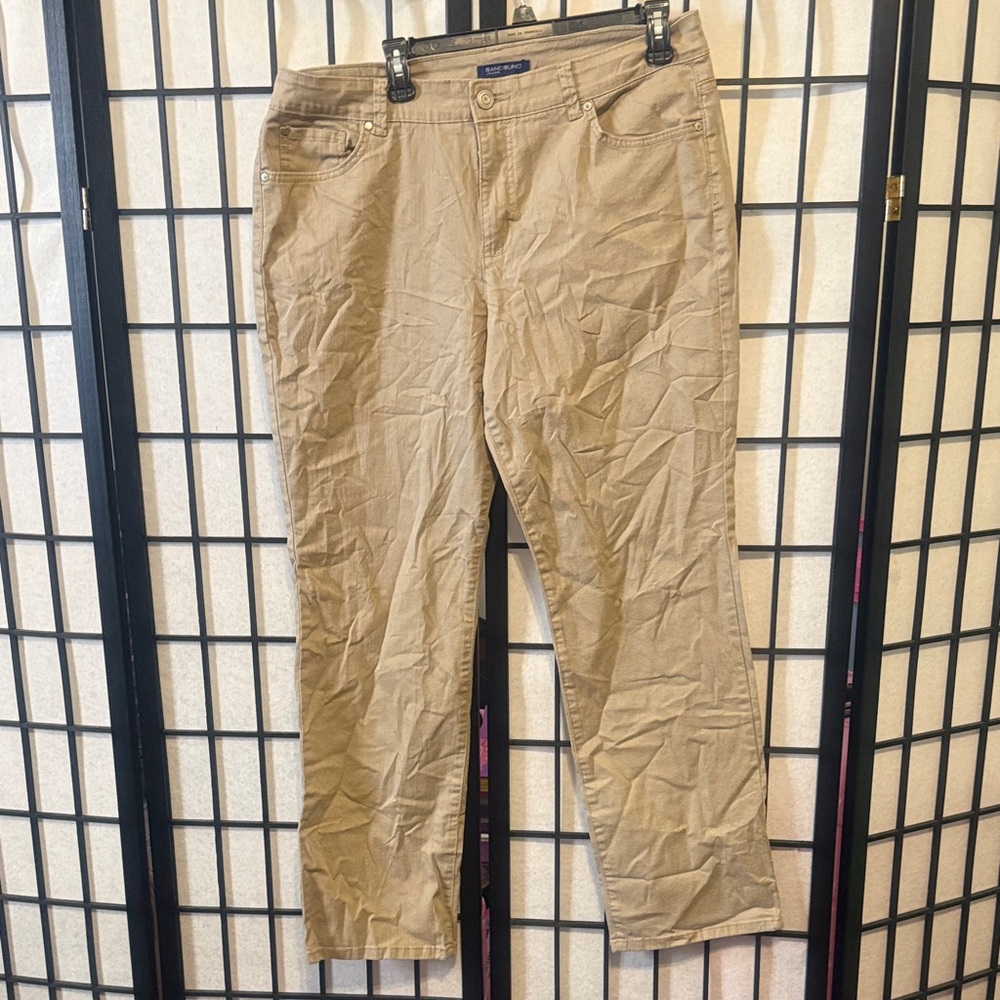 Bandolino Women's Tan Straight Leg Jeans